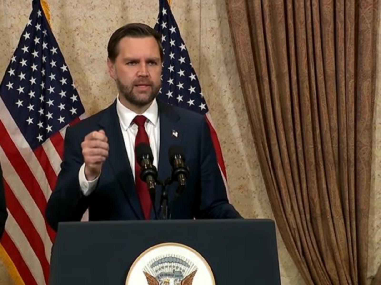 अमेरिका र इरानबीच भएको २१ घण्टा लामो वार्ता निश्कर्षविहिन