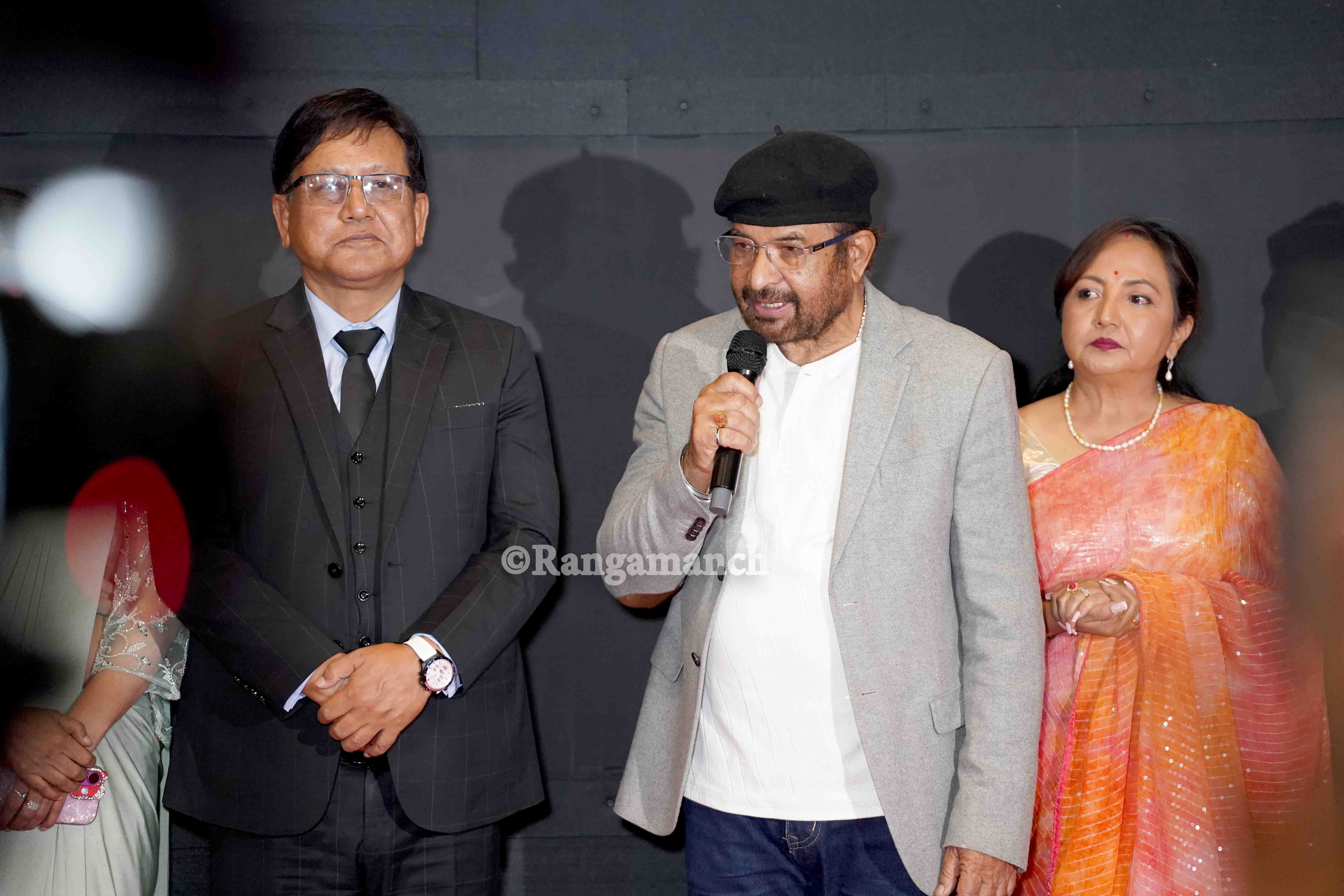 चलचित्र पहाडको गीत सार्वजनिक कार्यक्रममा जे देखियो (फोटोफिचर)